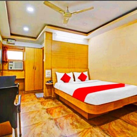 Pavithra Paradise Hotell Bangalore Exteriör bild