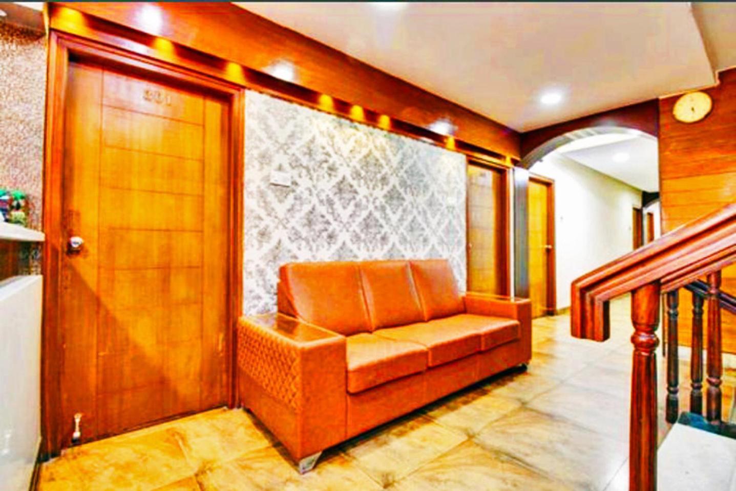 Pavithra Paradise Hotell Bangalore Exteriör bild